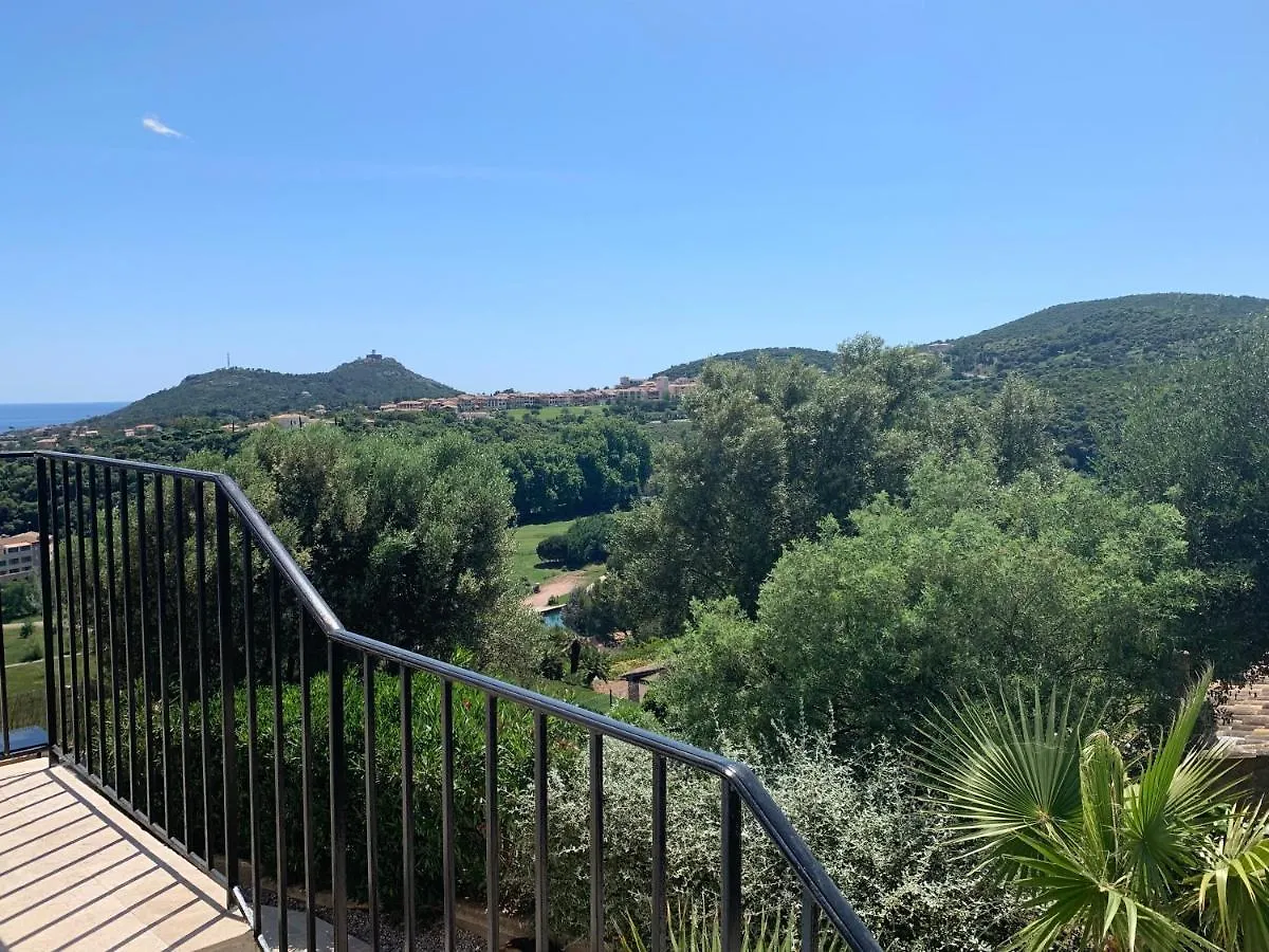 Villa Grand Baie Saint-Raphaël