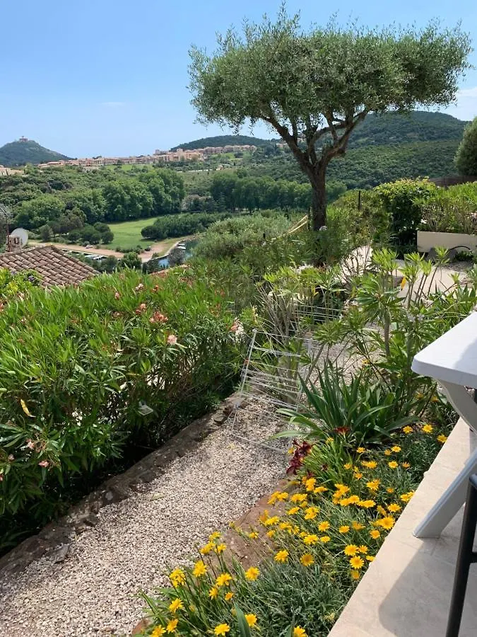 Villa Grand Baie Saint-Raphael  0*, Saint-Raphael (Var) France