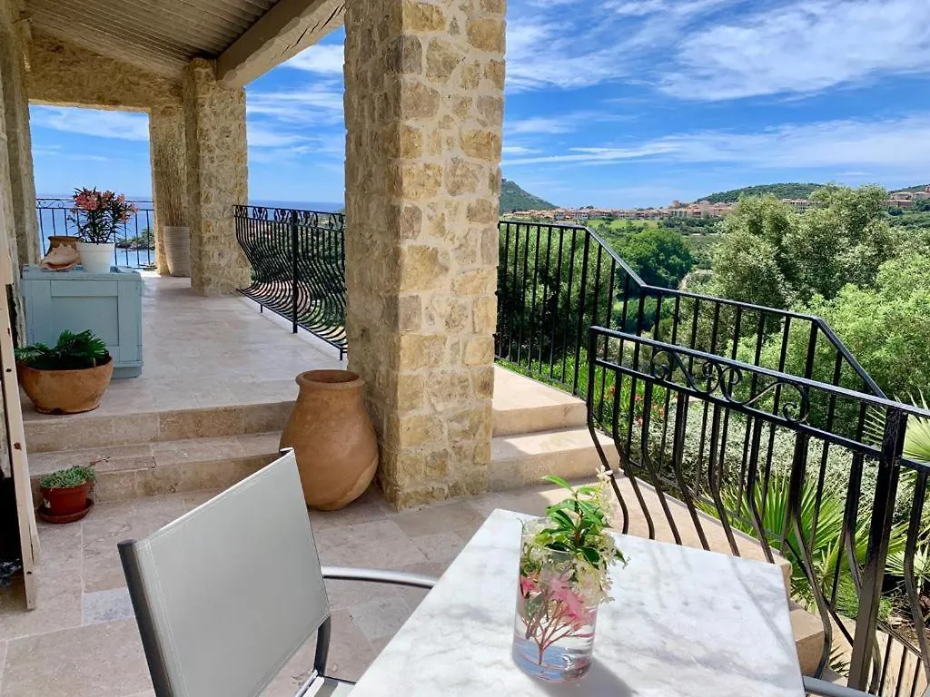 Villa Grand Baie Saint-Raphael  Apartment